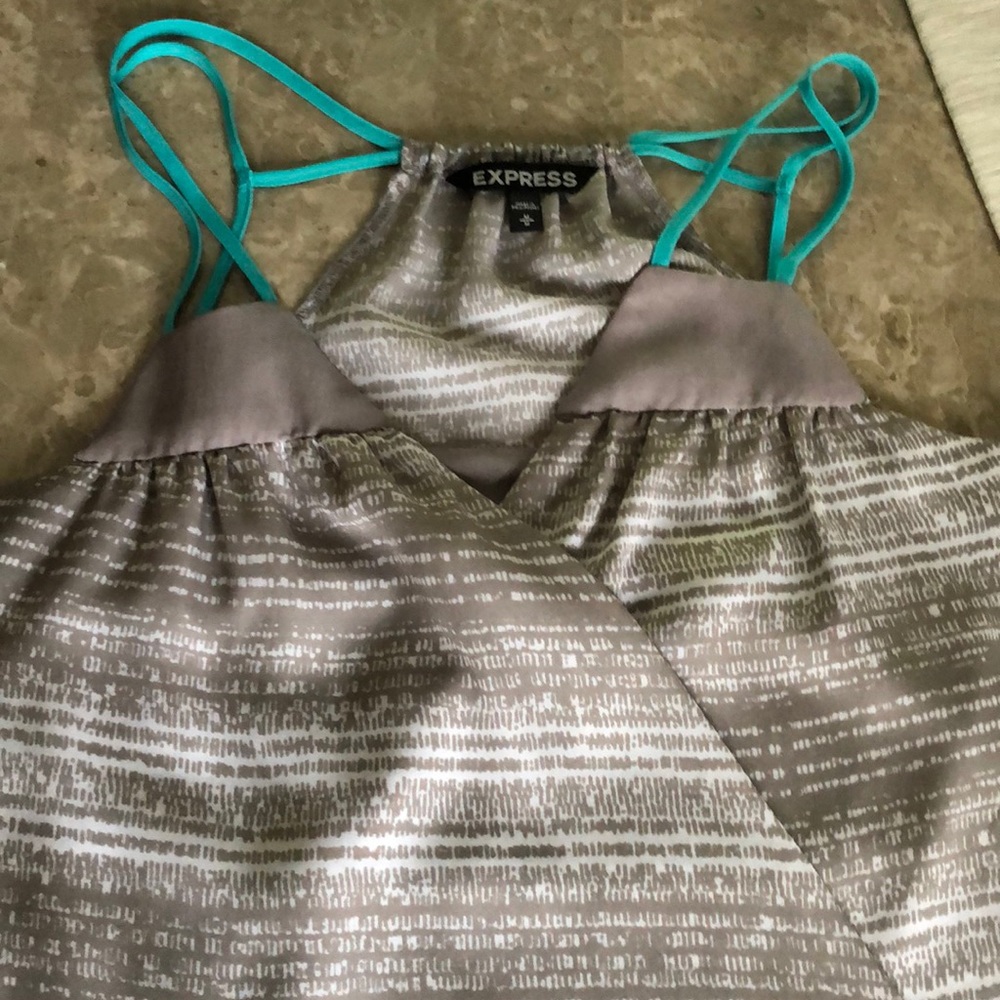Size medium express tank